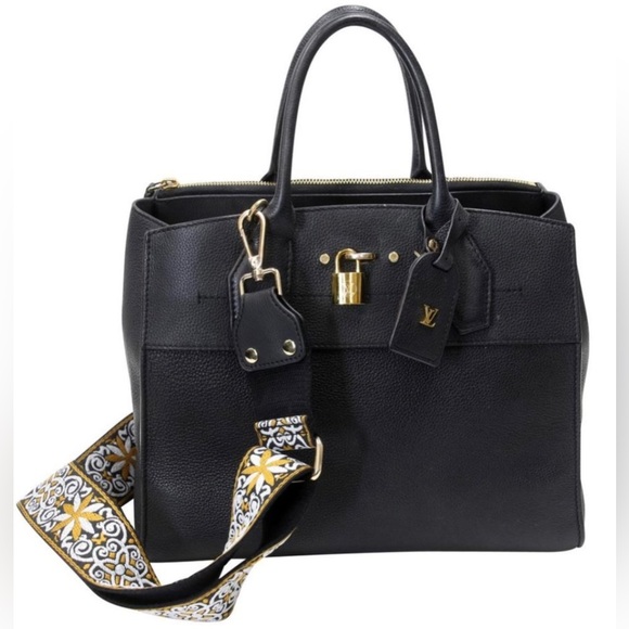 Louis Vuitton Handbags - Sold sold Louis Vuitton Mm Leather City Steamer Tote